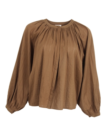 Diega Celestino Camel