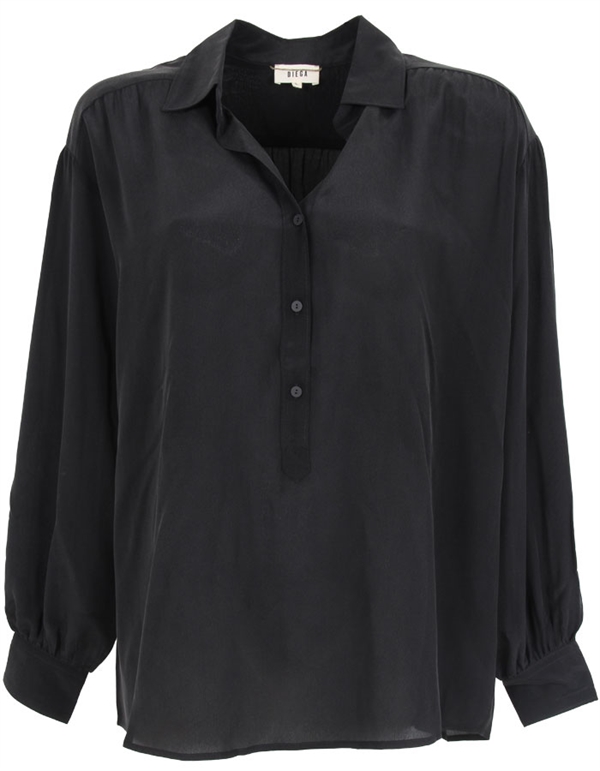 Diega Calbiza Noir